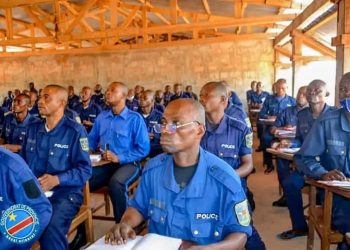 Kasai : 64 policiers envoyés en formation à l’école de police de Tshipuka près de la ville de Mbuji-Mayi
