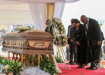 Kinshasa : le couple présidentiel a rendu un dernier hommage au pasteur Léonard Baruti au stade Tata Raphael
