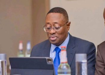 Kinshasa : Ministre sous André Kimbuta , l’ancien Inspecteur des Impôts Magloire Kabemba revient au poste de Ministre des Finances (Portrait)