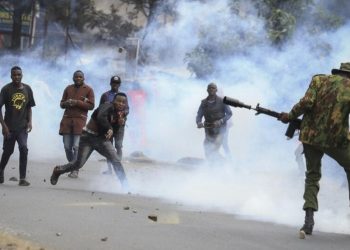 Kenya: 5 morts et une trentaine de blessés suite aux violences perpétrées au siège du parlement