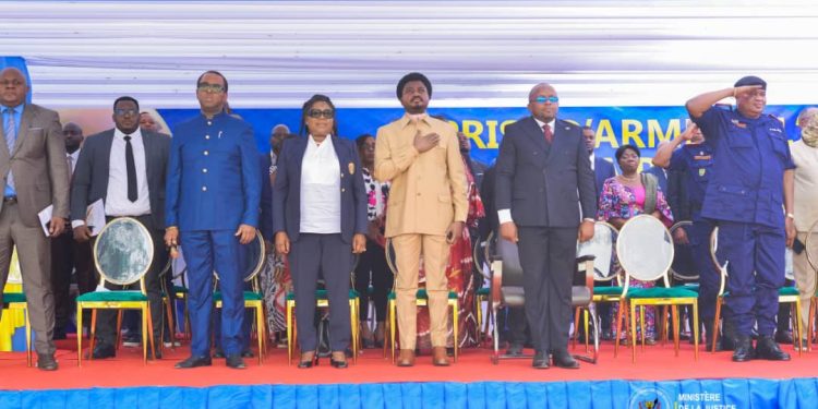 RDC : Le Vice-premier ministre de l’intérieur JACQUEMAIN SHABANI, appelle la police à bannir les antivaleurs notamment la corruption et les arrestations arbitraires