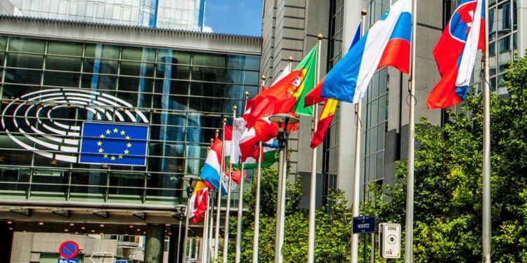 Insécurité à l’Est : L’Union européenne salue les efforts déployés par les États-Unis d’Amérique pour la trêve humanitaire de 2 semaines (Communiqué)