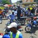 Kinshasa : Le ministre sortant en charge des transports accusé d’avoir détourné 42 millions de dollars par les motocyclistes (Déclaration)