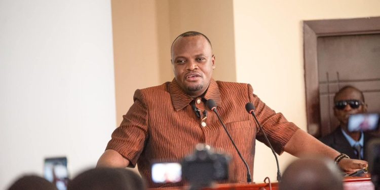 Kinshasa : Le cabinet du Gouverneur DANIEL BUMBA dément une fausse demande de financement de 200 millions de dollars pour réaliser certains projets (Communiqué)