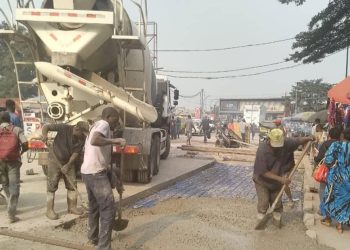 KINSHASA : Poursuite des travaux de réhabilitation de l’avenue KAPELA à KALAMU
