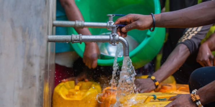 Coopération: La Banque mondiale débourse 400 millions USD pour fournir l’eau potable dans 4 provinces de la RDC