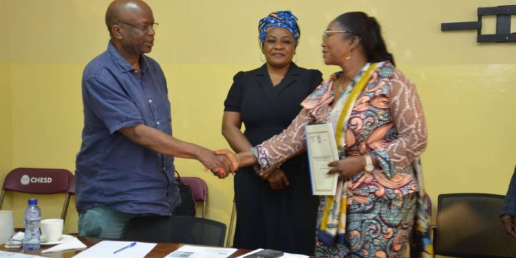 Lignes Maritimes Congolaises : la DGA Gisèle MBWANSIEM soutient son mémoire au Collège des Hautes Études de Stratégie et de Défense