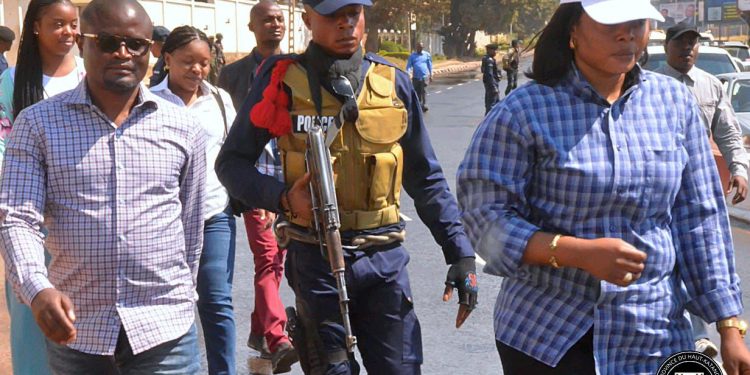 Lutte contre les marchés pirates au centre-ville de Lubumbashi : Plusieurs récalcitrants arrêtés par la police nationale