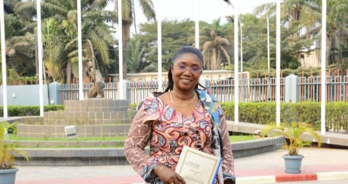 Lignes Maritimes Congolaises : la DGA Gisèle MBWANSIEM défend son mémoire au Collège des Hautes Études de Stratégie et de Défense