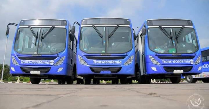 Kasaï : Le gouvernement met à la disposition des étudiants trois bus « TRANS ACADEMIA »