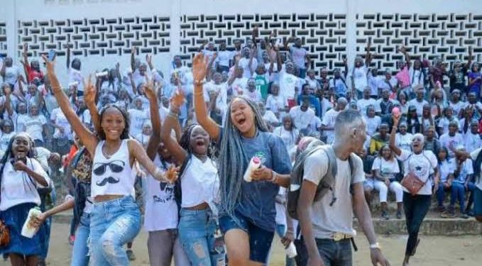 Insécurité à Bunia : La police interdit toute réjouissance débordante après la publication des résultats de l’examen d’État (communiqué)