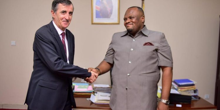 Kinshasa : L’hôtel de Ville et l’Union européenne s’engagent à créer une commission mixte pour accompagner les actions du gouvernement provincial