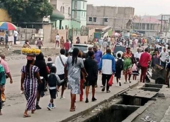 Kinshasa: Trois jours de grève des chauffeurs des bus et taxis pour dénoncer les tracasseries routières
