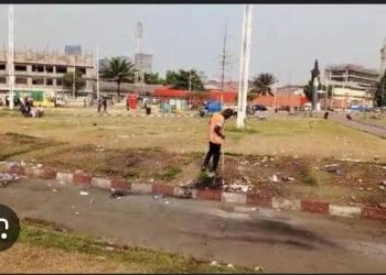Kinshasa : Le Gouverneur Daniel Bumba instruit la démolition de la Kermesse organisée à la Place des évolués dans la commune de la Gombe