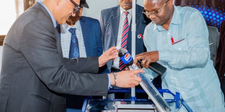 Protection des industries locales en RDC: Le ministre du Commerce Extérieur Julien PALUKU a visité la Zone économique spéciale de MALUKU