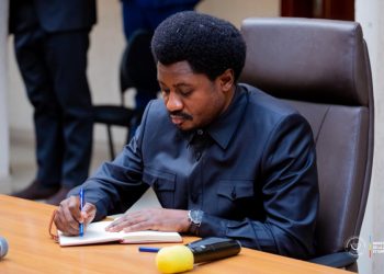 RDC : Mutamba met fin aux pratiques mafieuses dans la fixation des dommages-intérêts, et les plaintes fantaisistes dirigées contre les entreprises publiques et privées