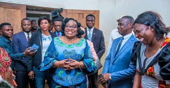 ESU: La Ministre de l’ESU, Marie-Thérèse Sombo en mission d’inspection des travaux de modernisation des universités au Kasai-oriental