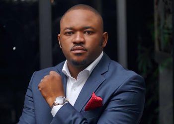 Interdiction d’importer les boissons gazeuses : le député John Ngandu Kaswamanga encourage le Ministère du Commerce de ne pas céder au chantage du Gouvernement Zambien