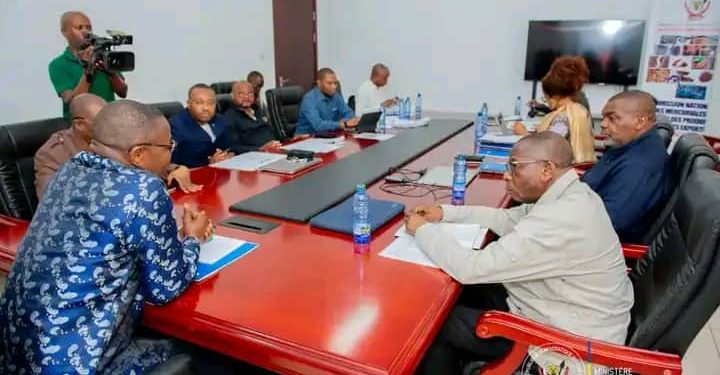 RDC-ZAMBIE: Des discussions en cours au Ministère du Commerce Extérieur pour la réouverture des frontières fermées