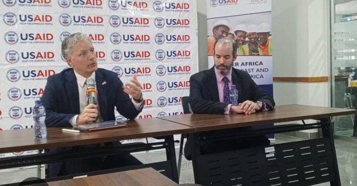 RDC : Les États-Unis annoncent un investissement de 15,5 millions USD pour l’implémentation de plusieurs projets dont l’électrification des milieux ruraux