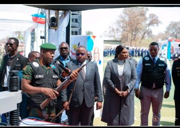 Lualaba : Le ministre de l’Intérieur a lancé ce mercredi 21 août à Kolwezi, les opérations de marquage des armes des forces de défense et de sécurité