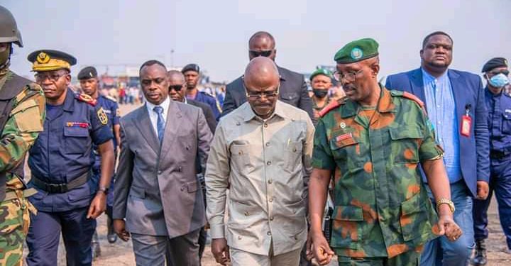 Kasai-oriental : le VPM de la Défense nationale Guy Kabombo en mission officielle à Mbuji-Mayi