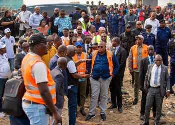 Kinshasa : Daniel BUMBA lance les travaux de dragage des rivières pour lutter contre les inondations