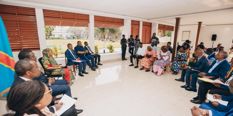 Kinshasa : le gouvernement s’engage à octroyer en urgence une assistance financière aux victimes de l’incendie du marché de la Liberté.