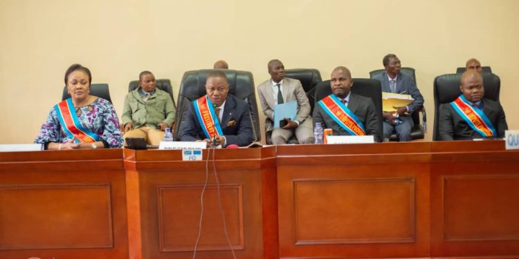 Assemblée provinciale de Kinshasa : le bureau convoque une séance plénière ce lundi pour adopter le projet d’Edit de Finances exercice 2024.