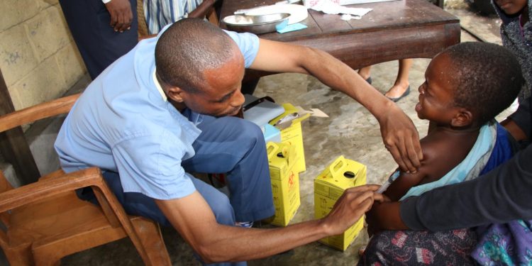 MANIEMA : Plus de 59,996 enfants de 6 mois à 9 ans ont été vaccinés de la rougeole pendant 37 jours à KAMPENE (MSF)