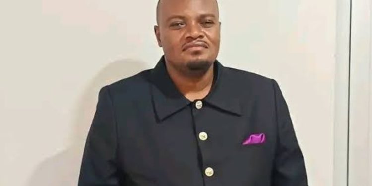 Investiture du gouvernement provincial de Kinshasa : Daniel Bumba annonce des mesures fortes pour protéger le Petit commerce face aux commerçants étrangers
