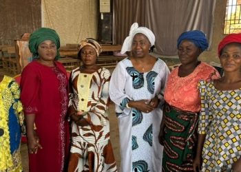 Vacances parlementaires : la non-effectivité de la gratuité de l’enseignement parmi les questions soumises à l’honorable Dominique Munongo Inamizi par les femmes chrétiennes de Fungurume