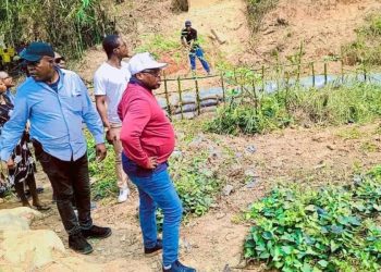 Kasaï : le gouverneur Crispin Mukendi déplore la détérioration du tissu environnemental avec plusieurs têtes d’érosions à Tshikapa