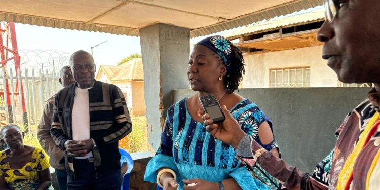 Vacances parlementaires: la Députée Dominique Munongo a communié avec ses électeurs de Bunkeya