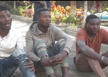 Lubumbashi : Trois (3) présumés auteurs de la profanation de la basilique Sainte Marie de la Kenya, arrêtés et présentés au Gouverneur Jacques Kyabula