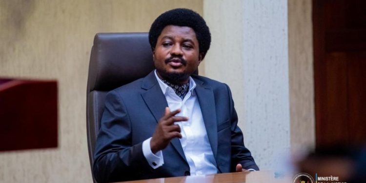 Déguerpissement d’un diplomate français: Constant Mutamba ordonne la suspension du Procureur Général près la Cour d’appel de Kinshasa/Gombe (communiqué)