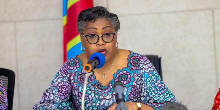 RDC : Voici le Profil d’un Mandataire Public selon le gouvernement JUDITH SUMINWA (Document)