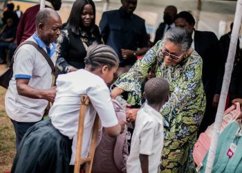 Kongo Central : La première ministre JUDITH SUMINWA a lancé ce lundi 02 septembre 2024, la rentrée scolaire au Lycée Lamba Ntumua à kimpese