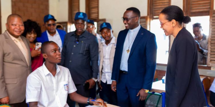 Éducation : la ministre Raïssa Malu lance l’année scolaire 2024-2025 à Tshikapa