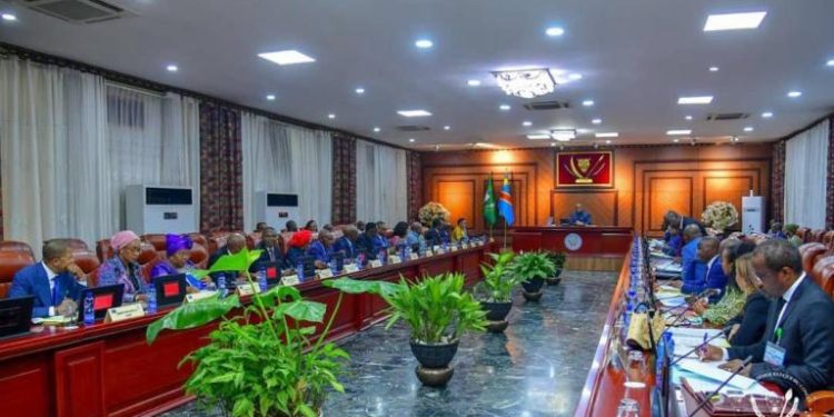 Tentative d’évasion à la prison de Makala: Félix TSHISEKEDI convoque ce lundi un conseil des ministres extraordinaire