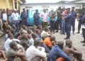 Lutte contre l&rsquo;insécurité à Kinshasa : Plus de 20 bandits urbains arrêtés par la Police Nationale Congolaise dans la commune de SELEMBAO