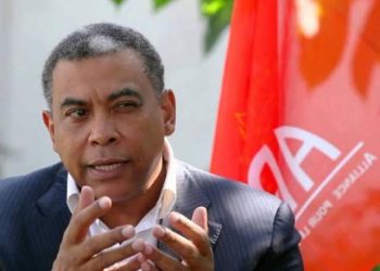 Politique-RDC: « Celui qui sème l’injustice récolte le malheur, Seth Kikuni doit être libéré » (Olivier Kamitatu)