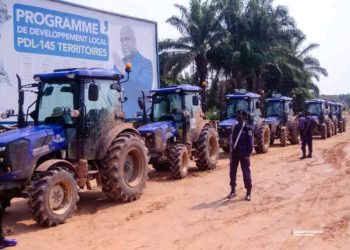 RDC/Agriculture : le Kasaï-oriental réceptionne plusieurs tracteurs du Gouvernement central