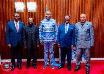 Assemblée nationale : Vital Kamerhe s’engage à défendre les intérêts des professeurs émérites de l’enseignement supérieur et universitaire du Congo