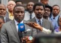 Seth KIKUNI transféré à Makala: «Cette escalade de la violence politique vise à intimider tous ceux qui osent s&rsquo;opposer à ce pouvoir despotique» (Piste pour l’Emergence)