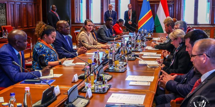 Diplomatie : le renforcement des relations bilatérales au centre des échanges entre le chef de l’Etat Félix Tshisekedi et les autorités Hongroises