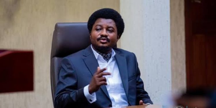 RDC: Mutamba ordonne aux procureurs généraux des cours d’appel de prendre des mesures contre la dépravation des mœurs sur les réseaux sociaux (Document)