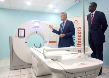 Mort de MUTOMBO DIKEMBE : L’opposant Moïse Katumbi se souvient de son ardent désir d’aider les Congolais, notamment les plus défavorisés