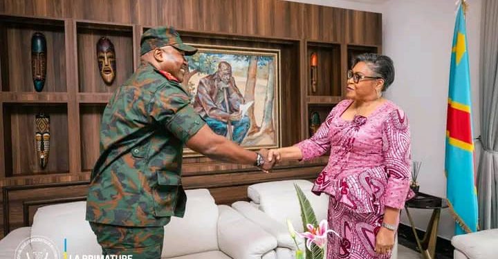 RDC: La première ministre Judith Suminwa s’engage à œuvrer pour la montée en puissance du Service National