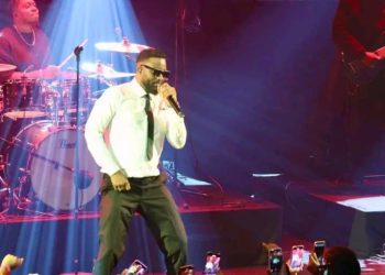 19eme Sommet de la Francophonie : L’artiste musicien congolais Fally Ipupa a livré un concert privé à la Gaîté Lyrique, en plein cœur de Paris